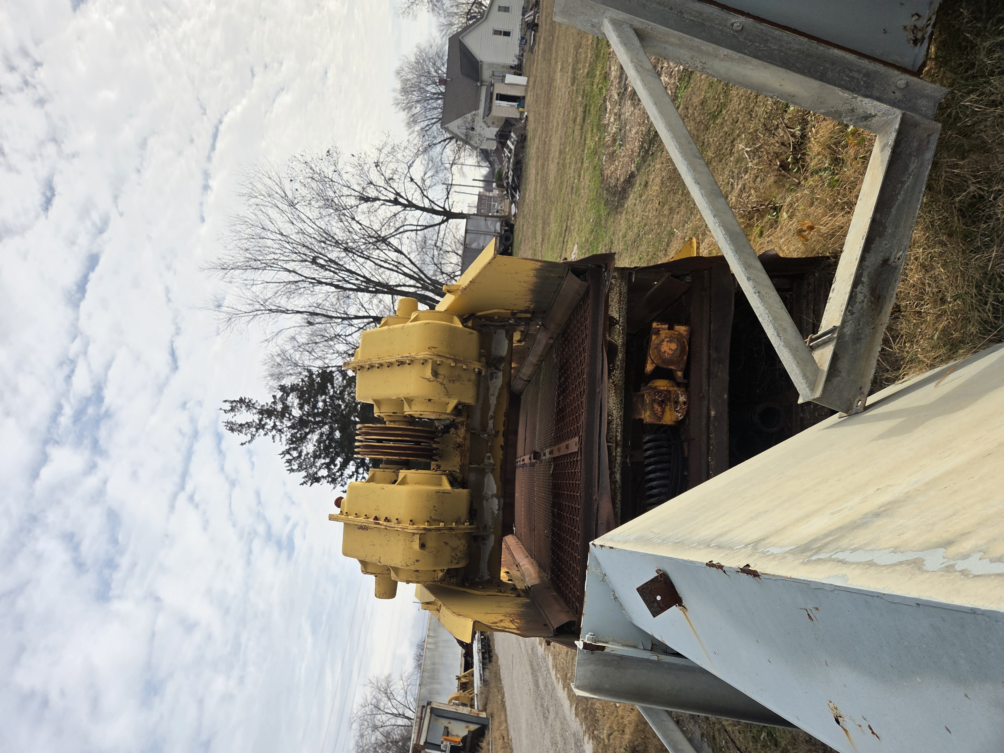 Allis Chalmers 6X16 Triple deck screen 2