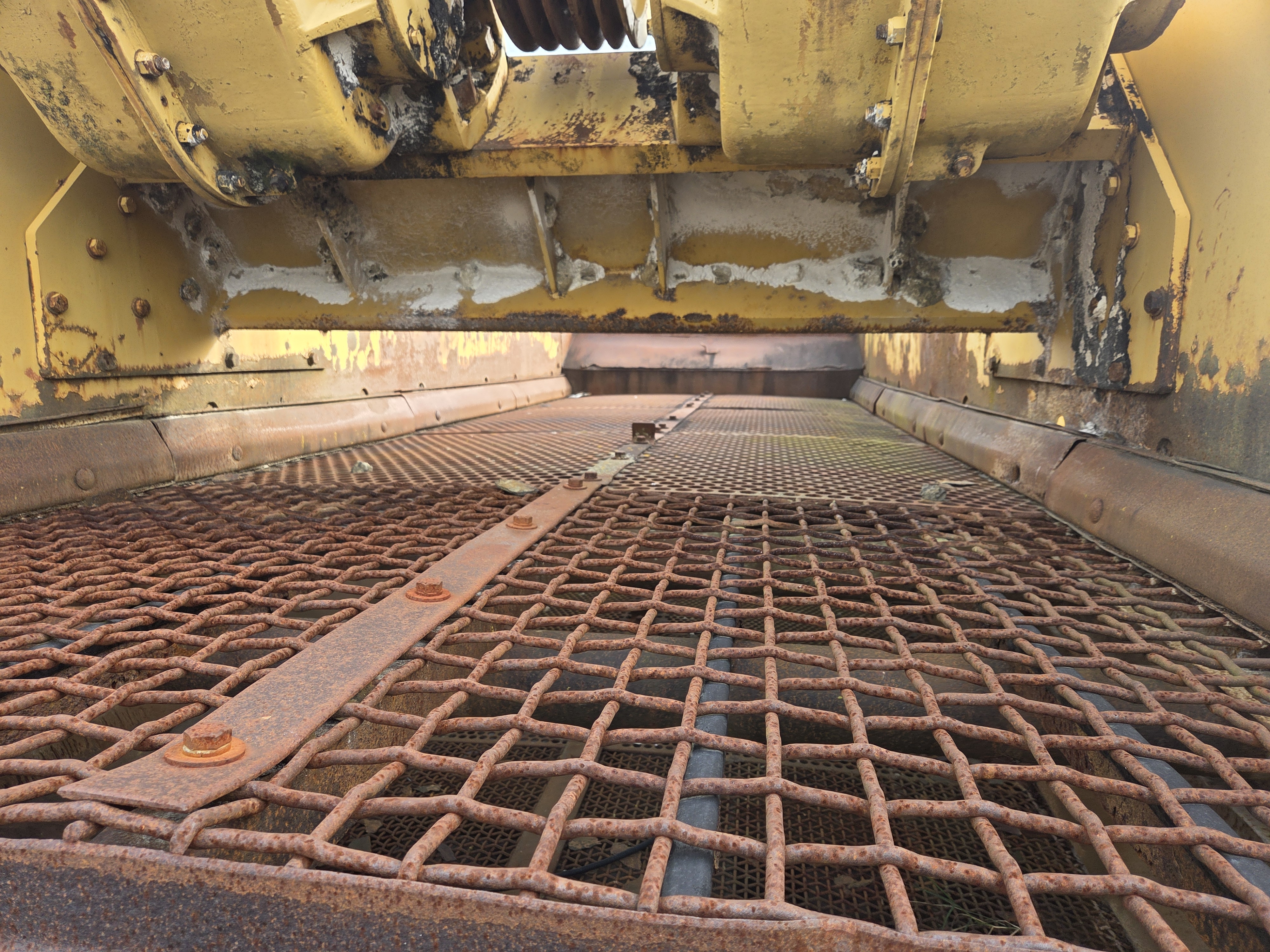 Allis Chalmers 6X16 Triple deck screen 6