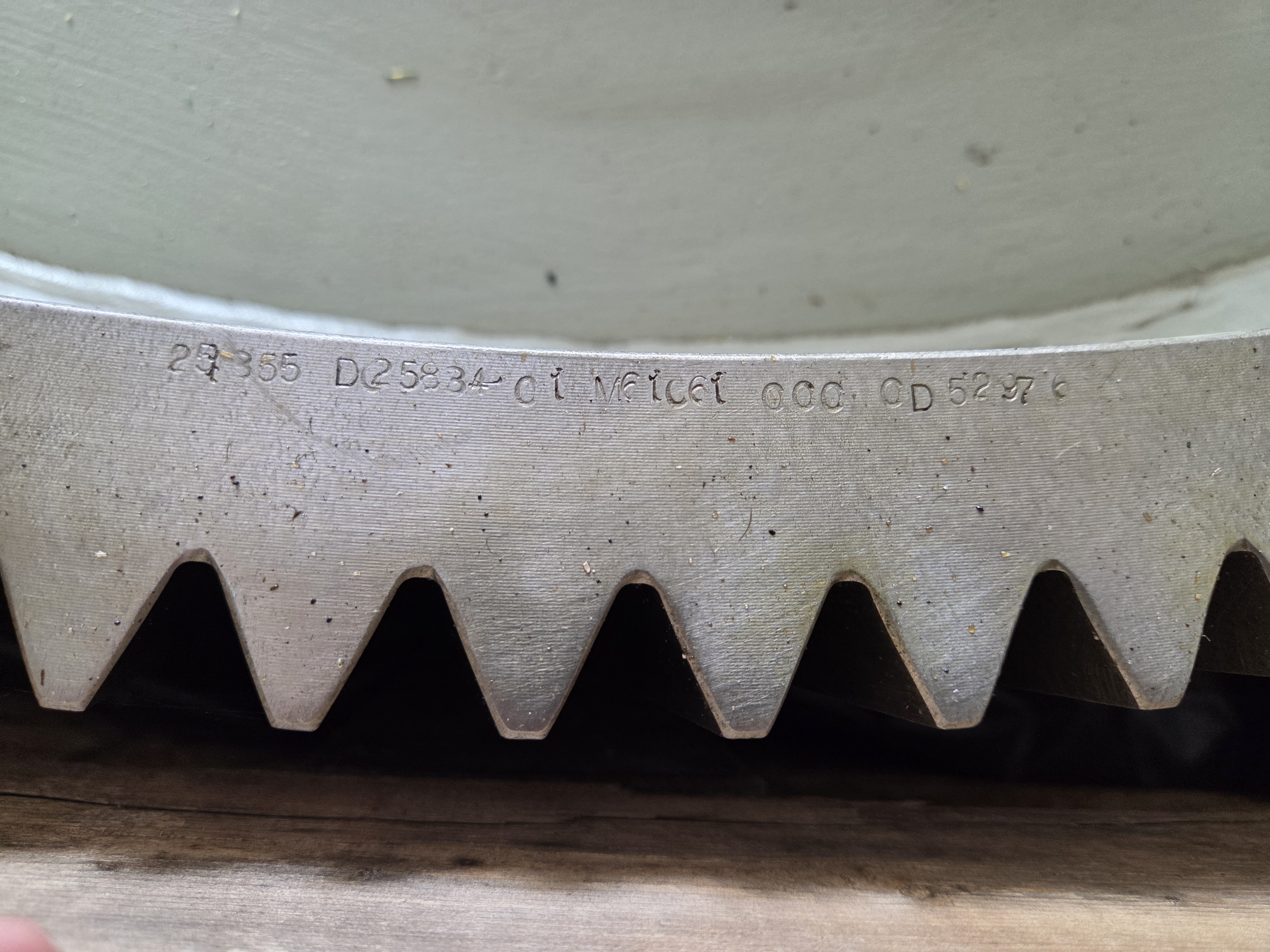 8050 Marion 1st INT Swing Gear 154T Helical cut DO25834-01 251355 8